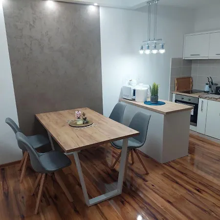 Mb Hedonic Apartment *